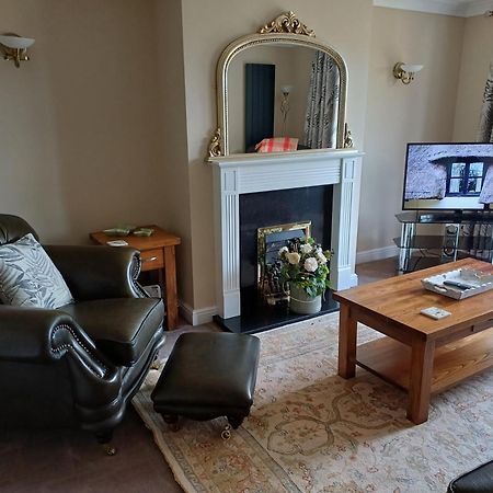 3-Bed Bungalow Near Conwy Valley Close To Castle Colwyn Bay Buitenkant foto
