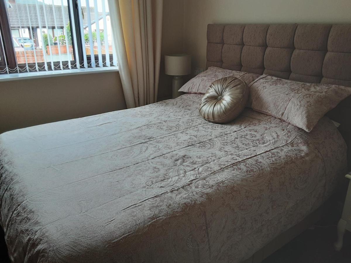 3-Bed Bungalow Near Conwy Valley Close To Castle Colwyn Bay Buitenkant foto